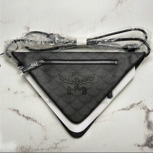 NEW: MCM Himmel Triangle Pouch In Lauretos (grey & black)